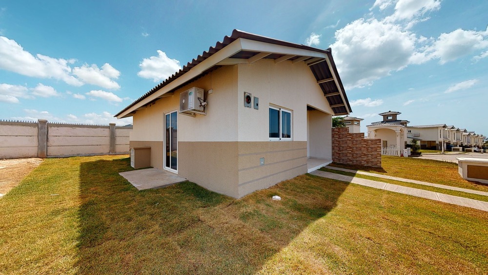 Proyecto inmobiliario moderno Playa Dorada 7