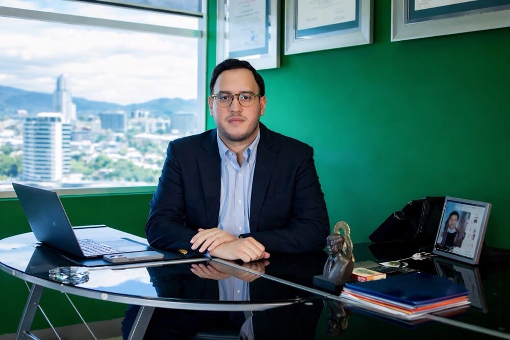 raul valladares director injupemp