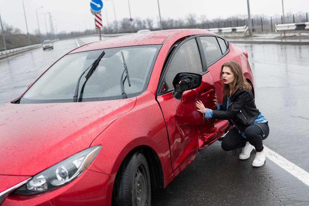 póliza de seguro automóvil