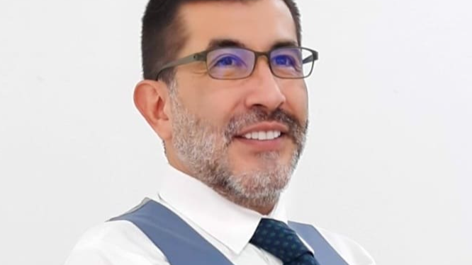 Dr. Gabriel Cubillos