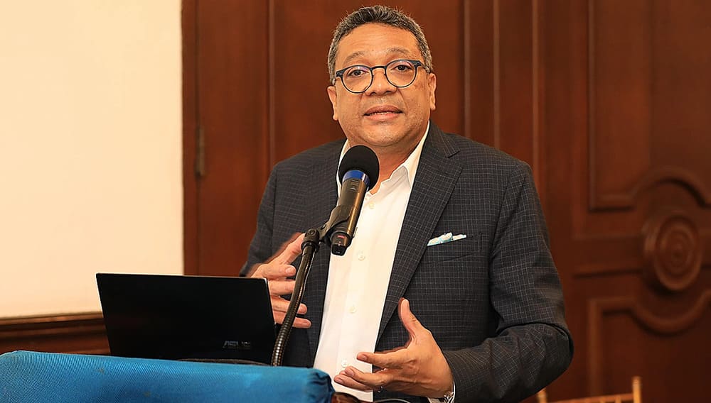 Caja de Seguro Social de Panamá, bajo la dirección de Dino Mon Vásquez