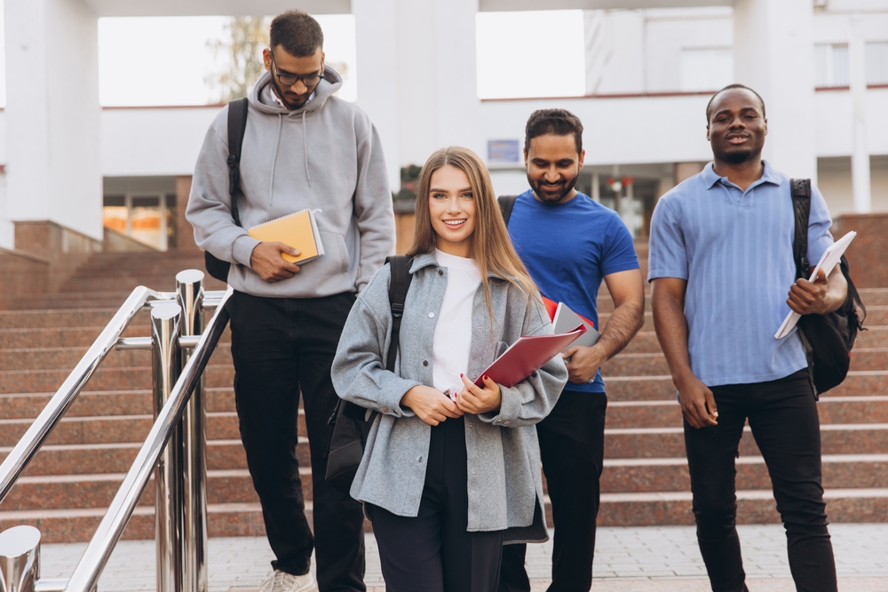 Claves para organizar los horarios de estudiantes que trabajan en  David