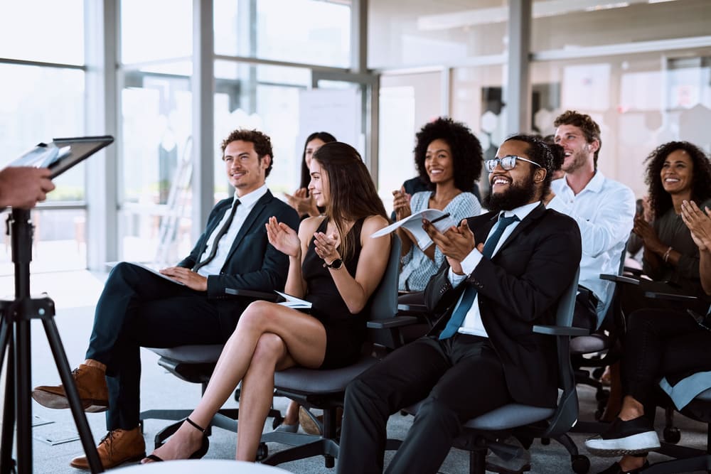 Conferencistas deportivos para eventos corporativos: beneficios y ventajas
