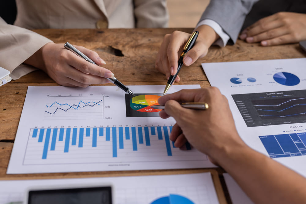 Un banco panameño aparece en el 76 % de las respuestas de la IA y su web se cita en apenas el 6 %