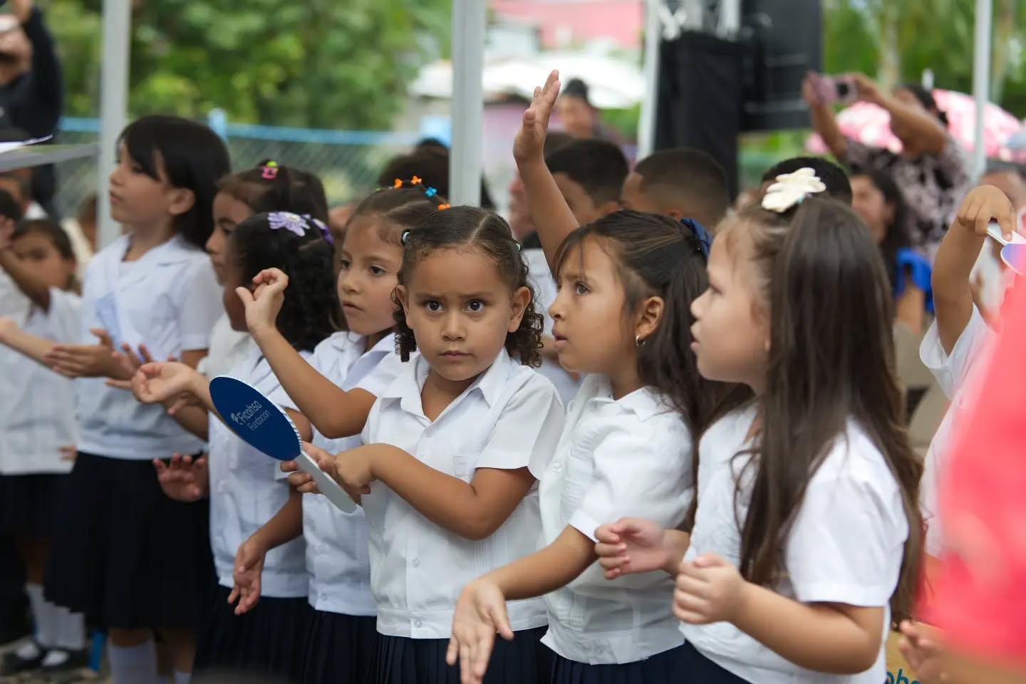 Fundación Ficohsa celebra 150 centros educativos apoyados en comunidades rurales de Honduras