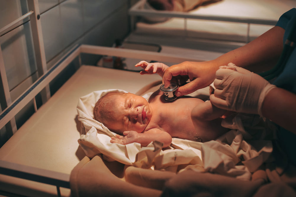 Evaluación temprana en Ciudad de Guatemala con tamizaje neonatal para evitar complicaciones en bebés
