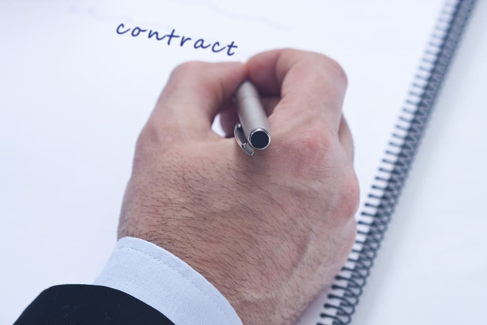 Proceso para formalizar contratos de trabajo en Panamá y cumplir con la ley