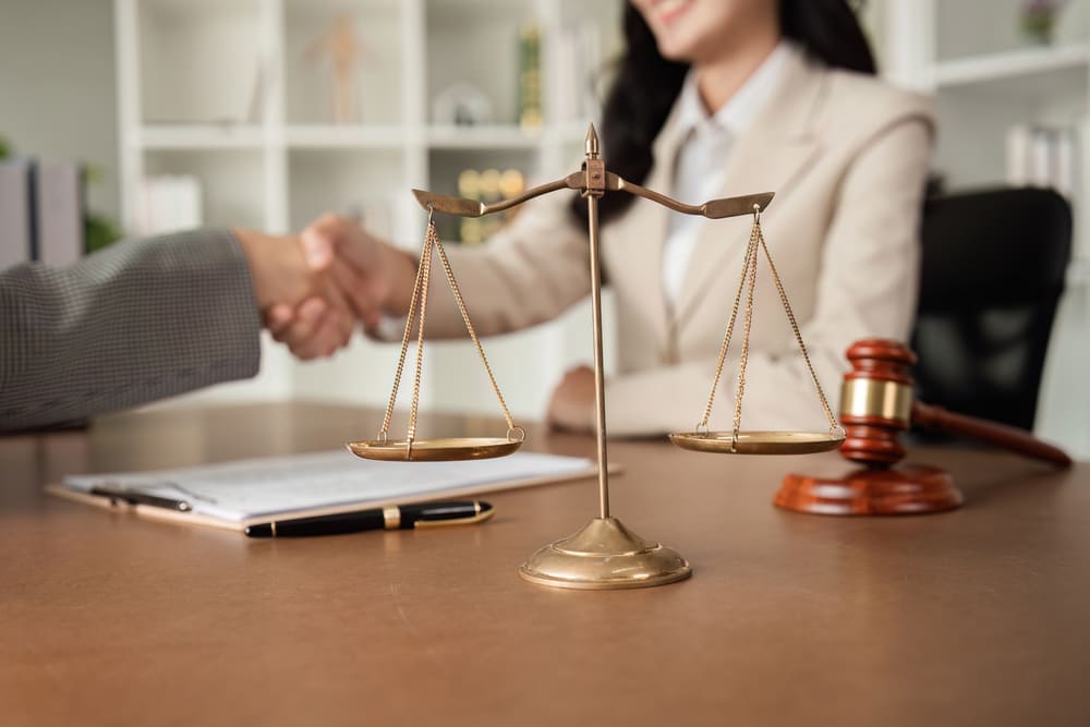 Legal solutions for US and Canadian retirees applying for Panama pensionado visa